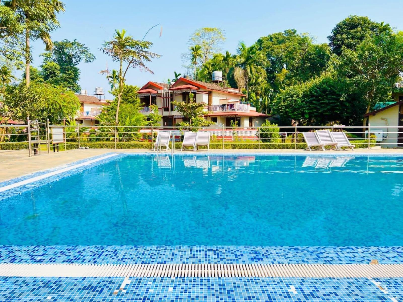 Hotel Hermitage Sauraha Exterior photo