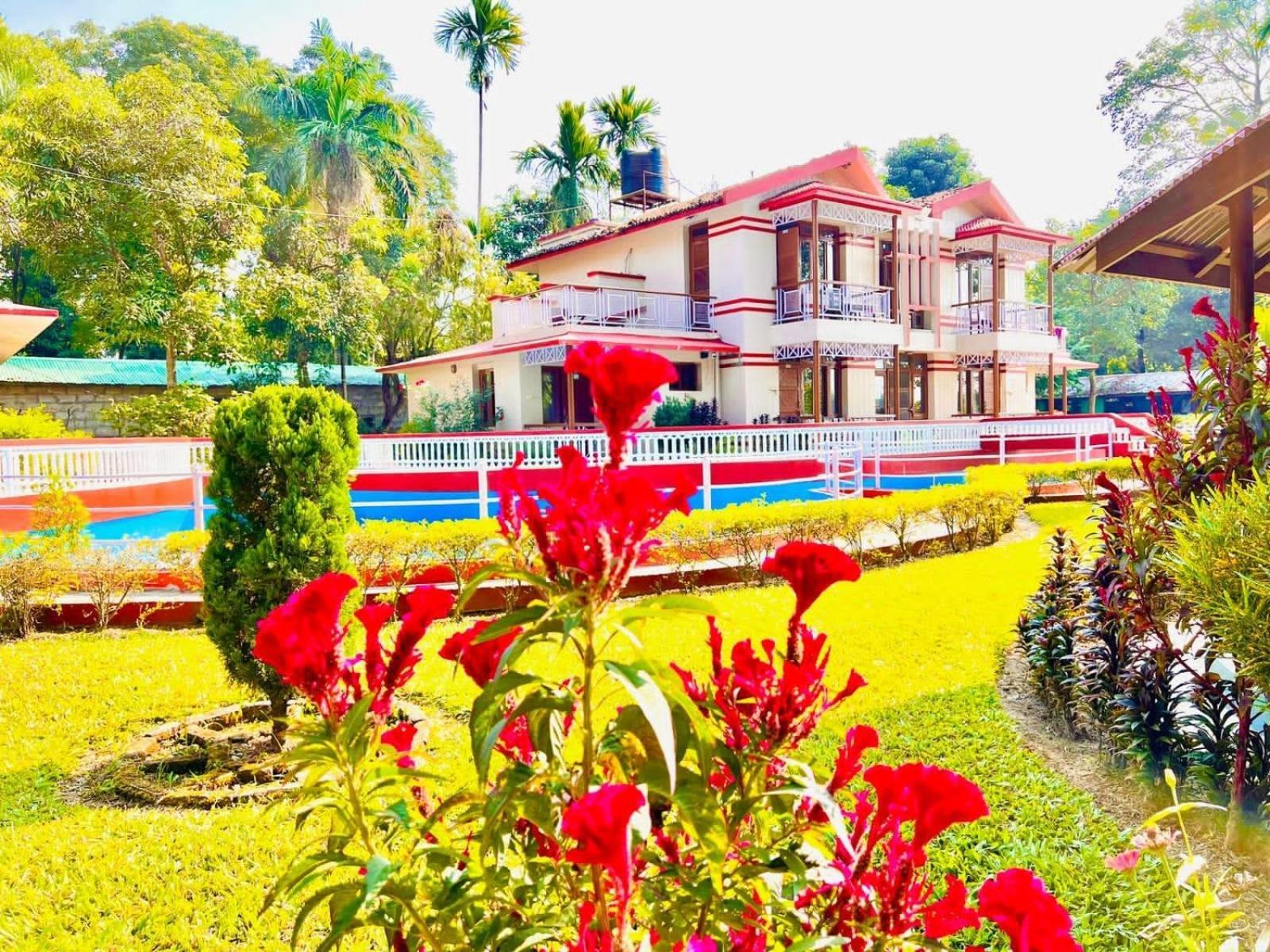 Hotel Hermitage Sauraha Exterior photo