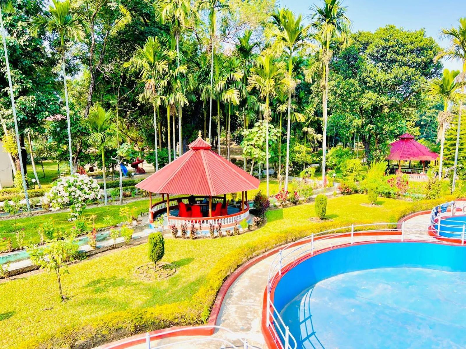 Hotel Hermitage Sauraha Exterior photo